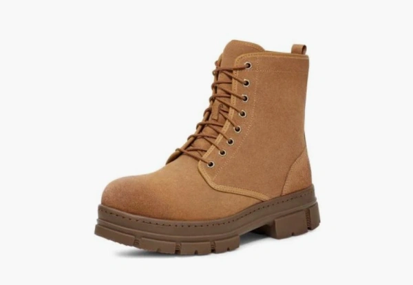 UGG Skyview Service Boot Chestnut Sand 
