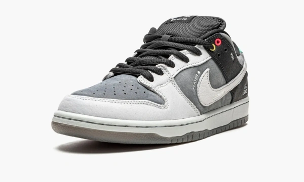 Nike SB Dunk Low Vx1000 