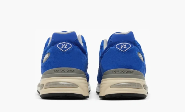 New Balance 991v2 Made in England Dazzling Blue 