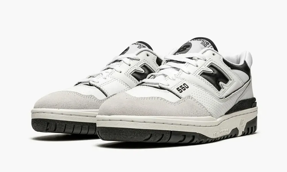 New Balance 550 Sea Salt - Black