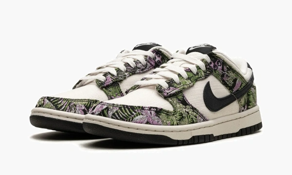 Nike Dunk Low WMNS Floral Tapestry 