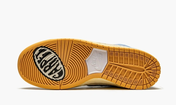 Nike SB Dunk High Carpet Company 