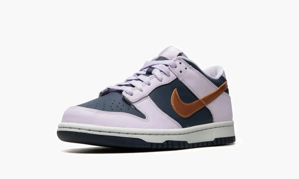Nike Dunk Low SE Copper Swoosh 