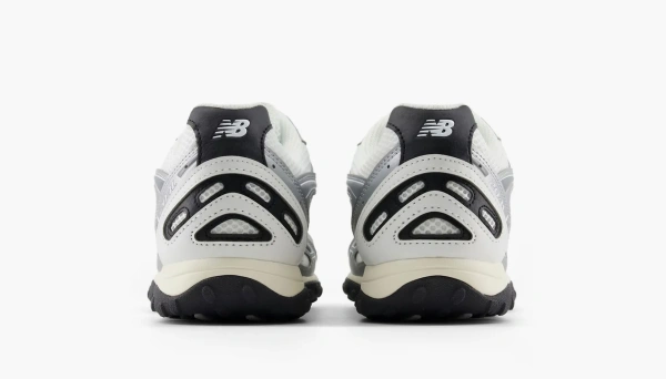 New Balance 204L Silver Metallic Navy 