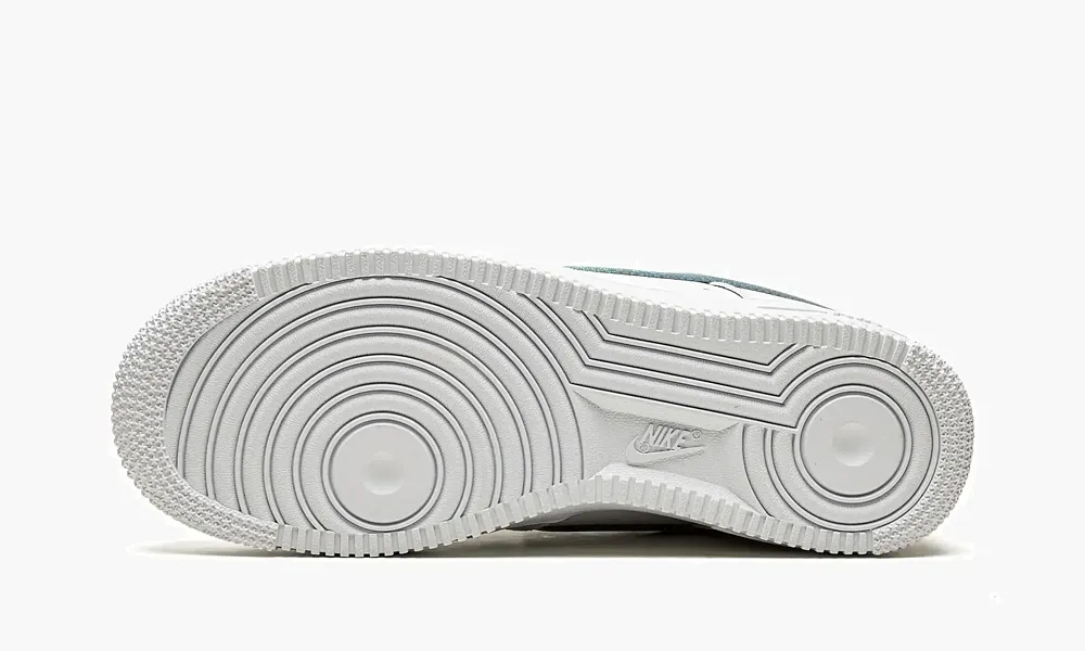 W Air Force 1 '07 ESS Glitter Swoosh - Celery