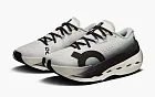 On Cloudboom Max WMNS White Black