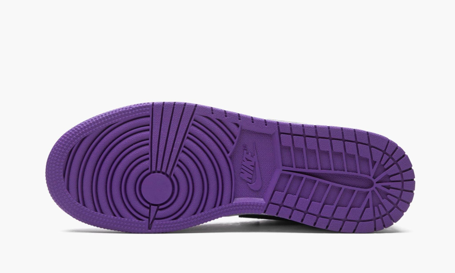 Jordan 1 Low GS "Court Purple" фото кроссовок