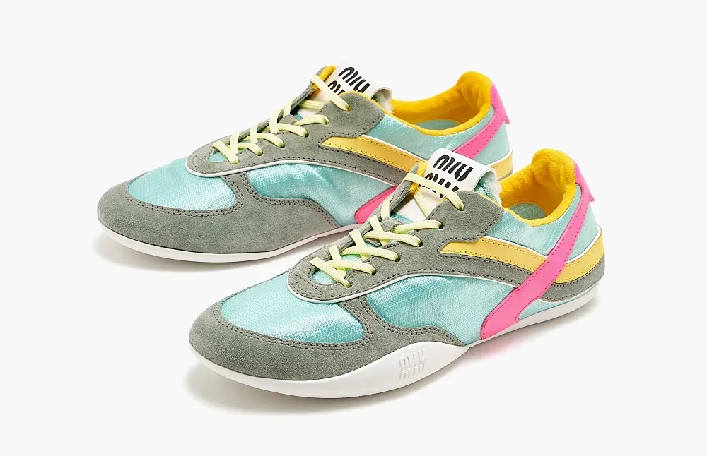 Miu Miu Gymnasium WMNS Anise Fuchsia