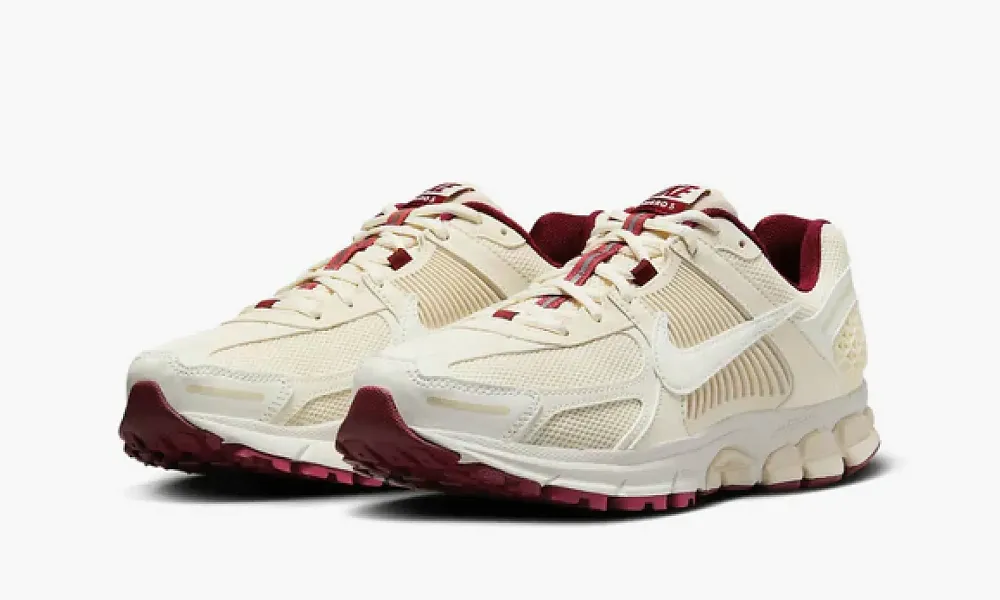 Nike Zoom Vomero 5 Valentine's Day