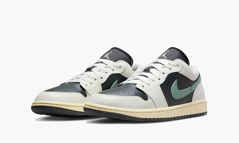 Nike Air Jordan 1 Low WMNS Jade Smoke