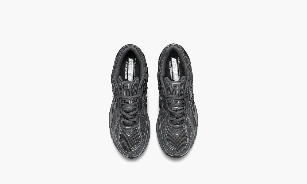 New Balance 1906r Magnet