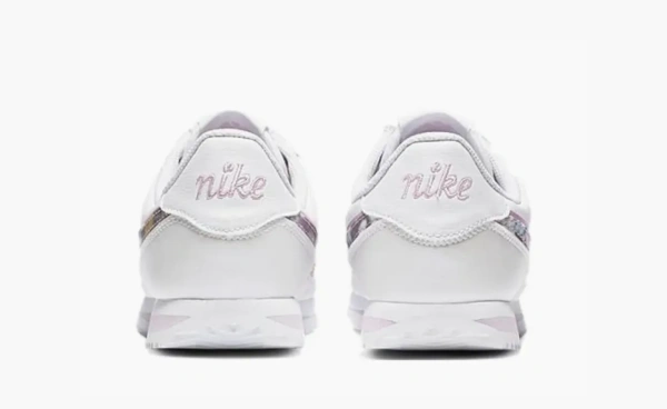 Nike Cortez SE WMNS Fuzzy Floral Print 