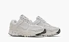Air Zoom Vomero 5 WMNS White Vast Grey