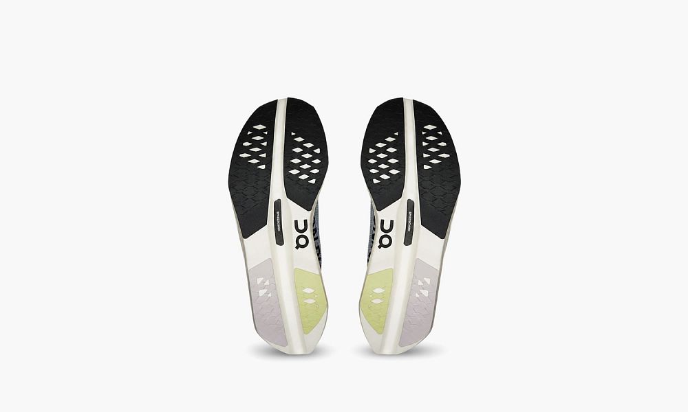 On Cloudboom Volt WMNS Juniper Limelight