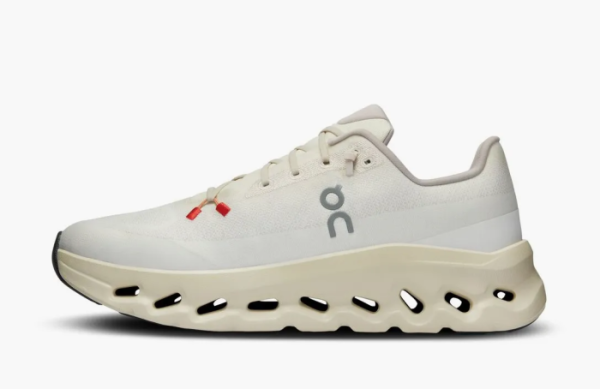 On Cloudtilt Sand Cream 