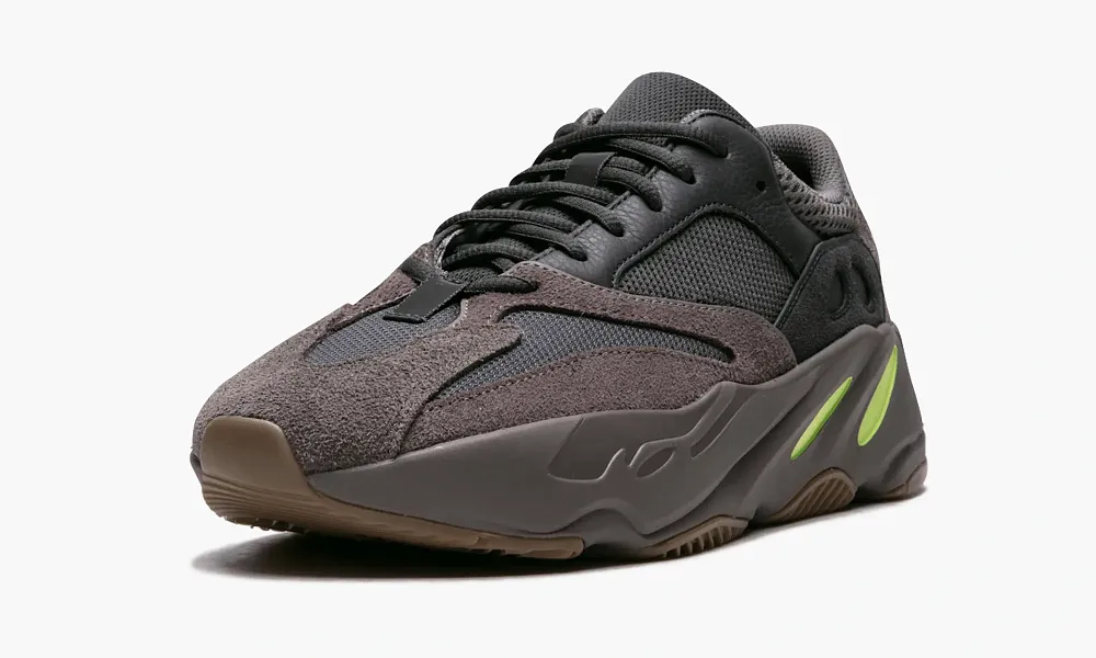 Yeezy Boost 700 Mauve