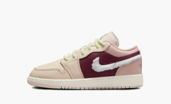 Air Jordan 1 Low SE GS Fur Swoosh