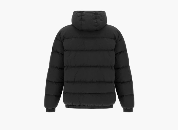 Stone Island Seamless Tunnel Nylon Down Jacket Black  Stone Island Seamless Tunnel Nylon Down Jacket Black