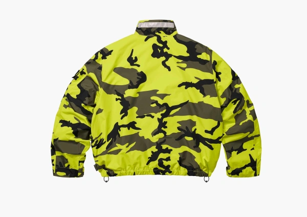 Supreme 2-In-1 GORE-TEX Shell + Quilted Liner Vest Fluorescent Camo  Supreme 2-In-1 GORE-TEX Shell + Quilted Liner Vest Fluorescent Camo