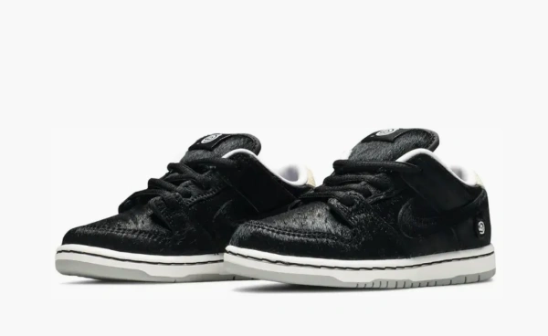 Nike Medicom Toy x Dunk Low SB TD "BE@RBRICK" 