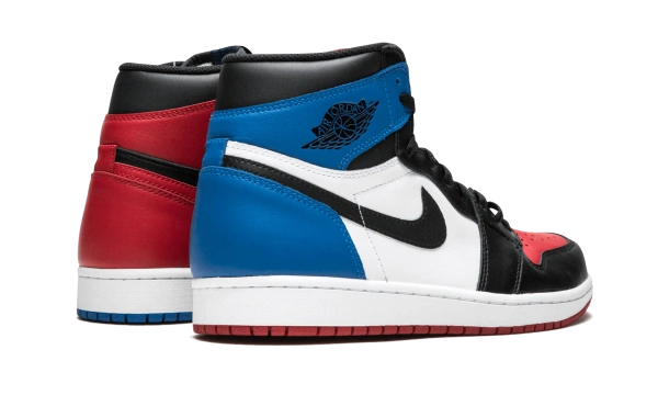 Air Jordan 1 High OG Top 3 
