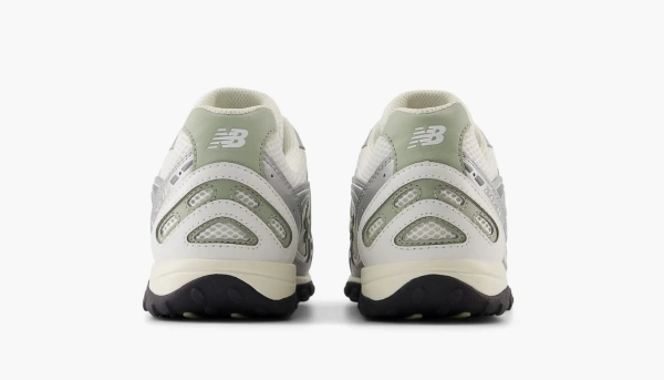 New Balance 204L Silver Metallic Sage Green 