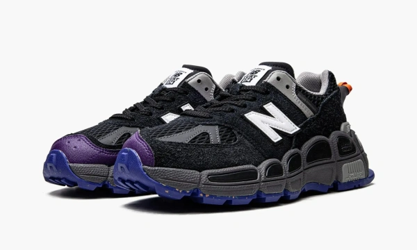 New Balance 574 Yurt Salehe Bembury - Universal Communication - Black Plum 
