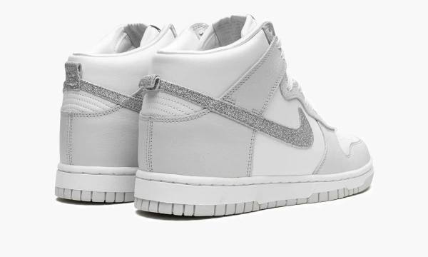 Nike Dunk High WMNS Silver Swoosh 