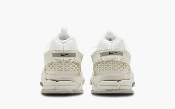Nike Zoom Vomero Roam Summit White 