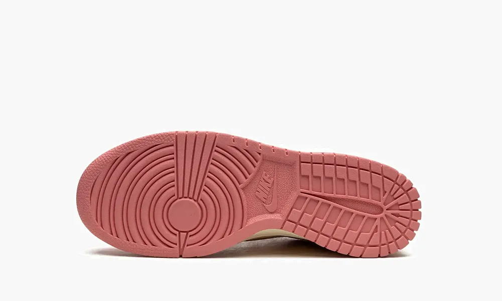 Nike Dunk Low GS Strawberry Peach Cream