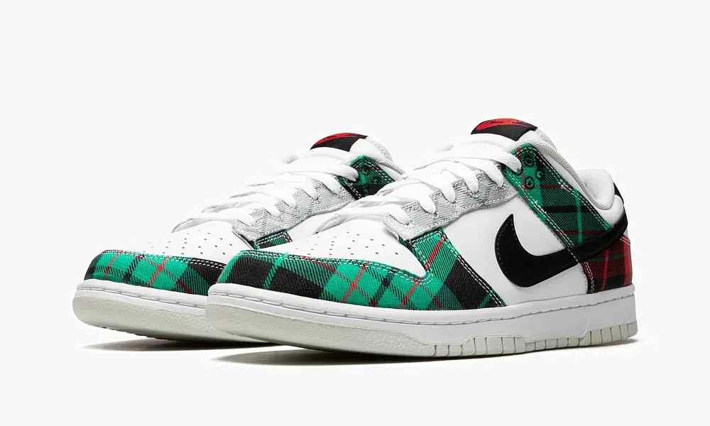 Nike Dunk Low Tartan Plaid