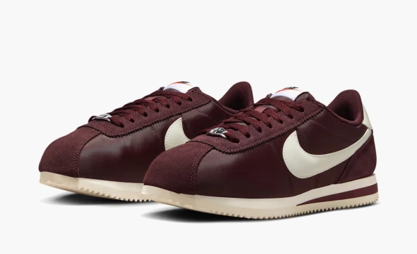 Nike Cortez Textile WMNS Burgundy Crush/Sail 