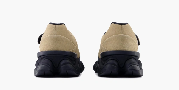 New Balance  8040 Tan Black 