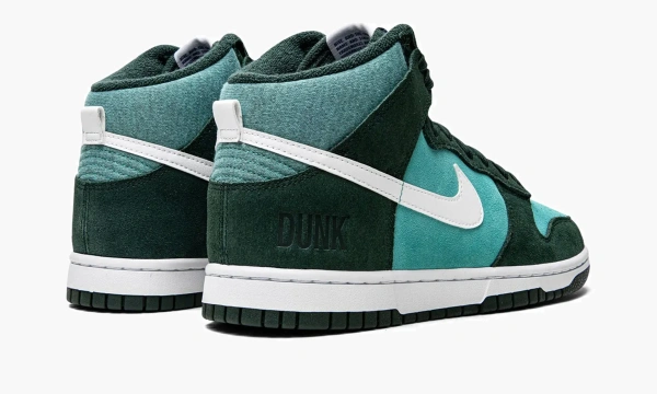 Nike Dunk HI Retro SE Athletic Club - Pro Green 