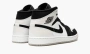 Air Jordan 1 Mid Diamond Shorts 