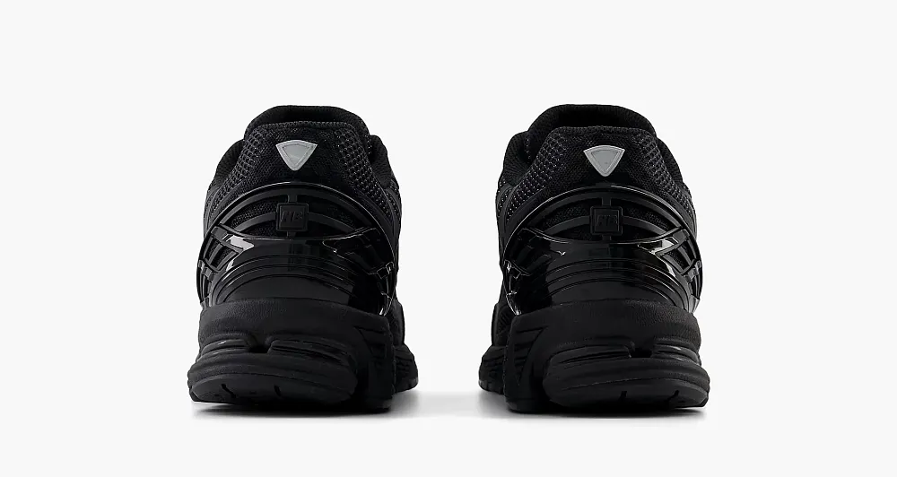 New Balance 1906W Triple Black