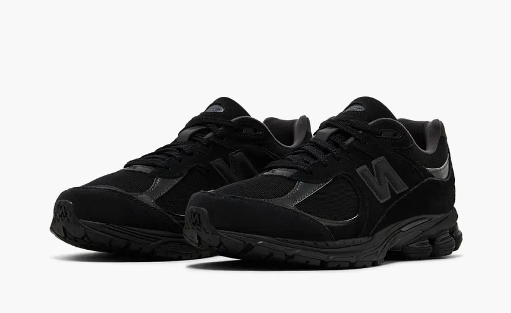 New Balance 2002R “Black Cat”