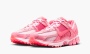 Nike Zoom Vomero 5 Coral Chalk Hot Punch 