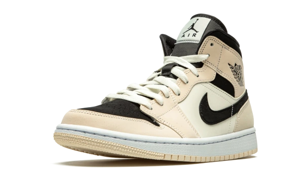 Air Jordan 1 Mid WMNS Barely Orange / Guava Ice 