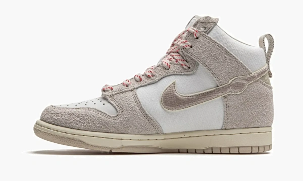 Nike Dunk High SP Notre - Light Orewood Brown 