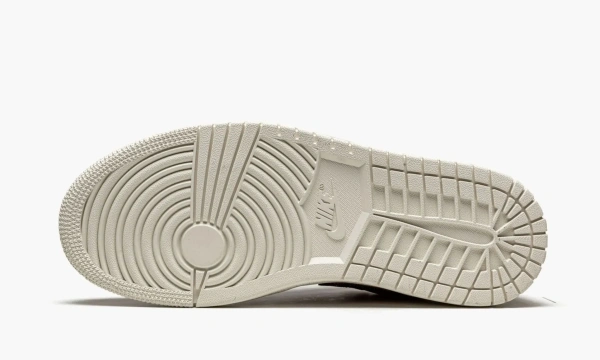 Air Jordan 1 Low WMNS Canyon Rust 