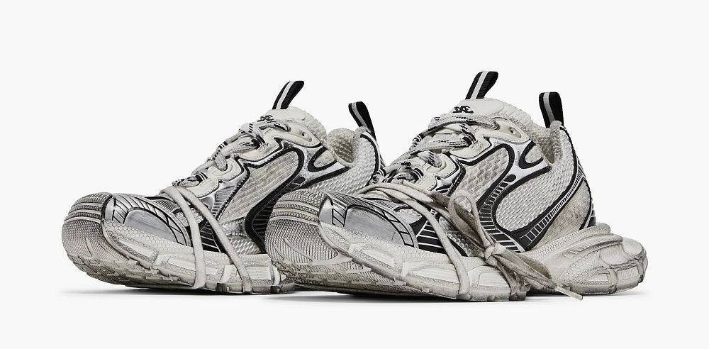 Balenciaga 3XL Sneaker Worn-Out - White Black