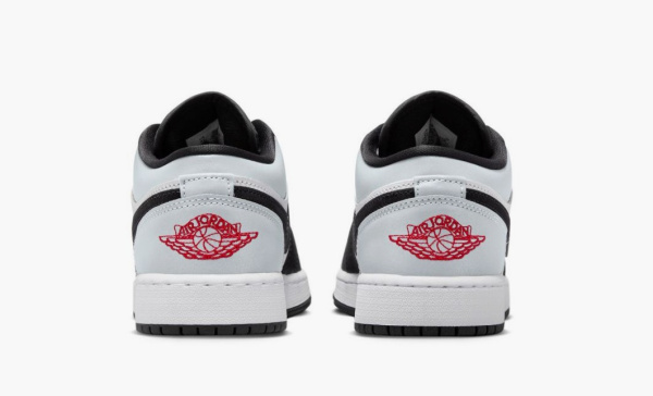 Air Jordan 1 Low GS Panda Toe 