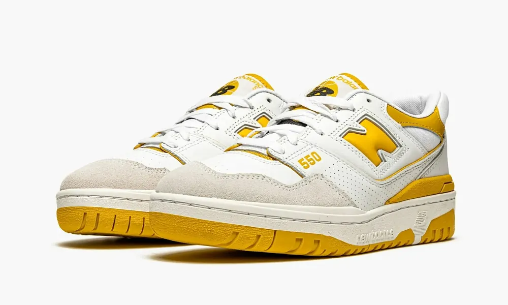 New Balance 550 Sea Salt - Varsity Gold