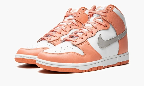 Nike Dunk High WMNS Salmon 
