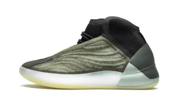 Yeezy Qntm “barium” 