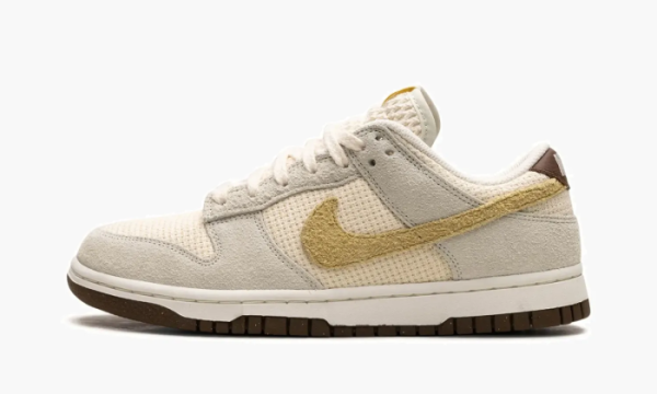 DUNK LOW WMNS Coconut Milk 
