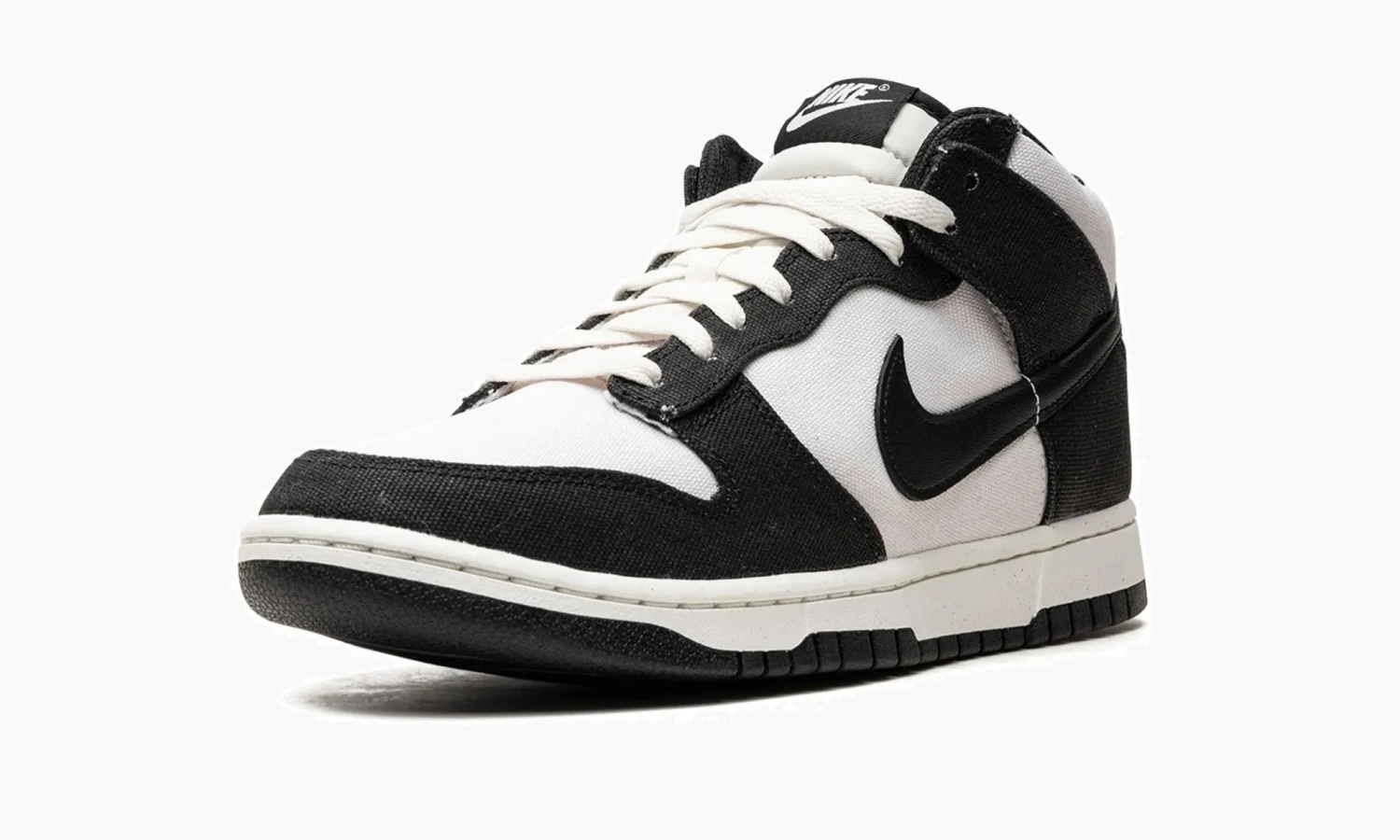 Nike Dunk Mid "Black / White" 