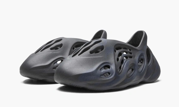 Yeezy Foam Rnnr Mineral Blue 