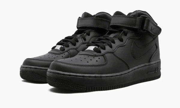 Air Force 1 Mid GS Triple Black 